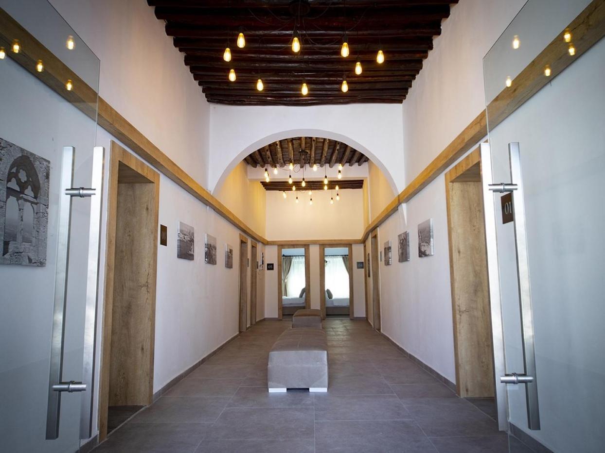 Avenue Hotel Girne Buitenkant foto